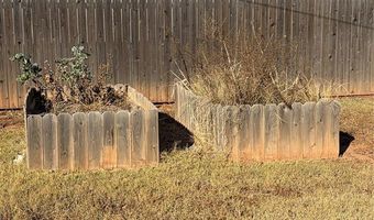 715 N Jackson St, Altus, OK 73521