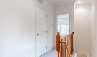 5645 HARRINGTON FALLS Ln, Alexandria, VA 22312