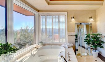 1340 Crestmont Dr, Angwin, CA 94508