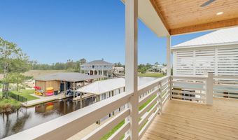 4167 Nineteenth St, Bay St. Louis, MS 39520