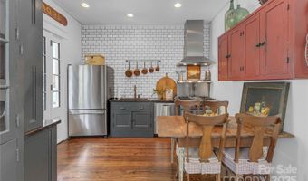 1519 The Plz, Charlotte, NC 28205