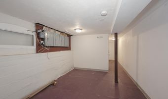 64 Bremen St, Boston, MA 02128