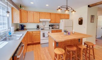 13 Ryder Rd, Campton, NH 03223