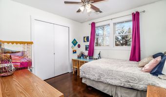 8 Marilyn Rd, Brookfield, CT 06804