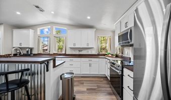 55805 CARROLL St, Astor, FL 32102