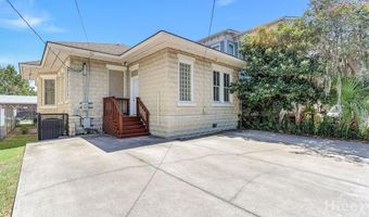 17 E 33rd St, Savannah, GA 31401