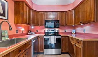 50 S Bay Dr 19, Narragansett, RI 02882