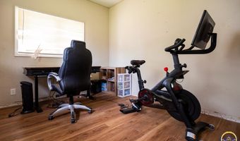 151 W 4th St, Auburn, KS 66402