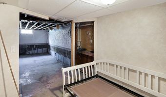 153 S 8th Ave, Beech Grove, IN 46107