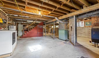 117 Taylor Woods Rd, Belgrade, ME 04917