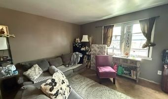 2860 Huron St, Allentown, PA 18103