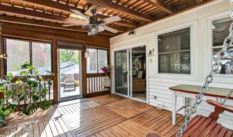 7052 WARDELL St, Annandale, VA 22003