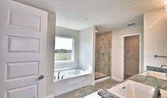 4023 TULLAMORE Ln, Auburndale, FL 33823