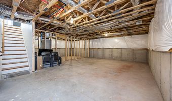 107 Springhill Dr, Bardstown, KY 40004