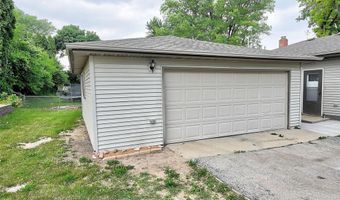 100 N McNamara Dr, Anamosa, IA 52205