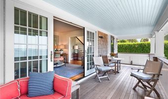 115 Washington St, Newport, RI 02840
