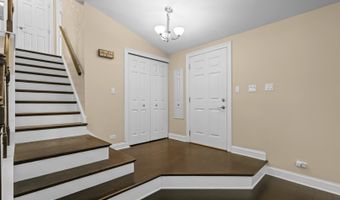1316 W MEADE Ln, Arlington Heights, IL 60004