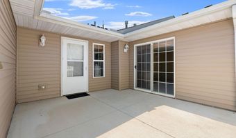 2100 Burr Oak Dr Ln B, Austin, MN 55912