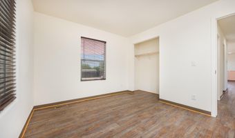 692 W Pony Express Ln, Benson, AZ 85602