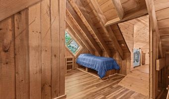 431 Sharkeyville Rd, Bolton, VT 05676