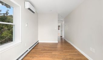 21 Ashbrook Rd, Narragansett, RI 02882