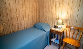 35 Middle Rd, Acton, ME 04001
