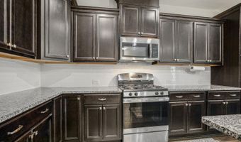 1005 Lathrop Ln, Apex, NC 27523