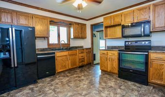 705 N High St, Aberdeen, SD 57401