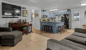 128 Frontier Ln, Oceanside, CA 92054