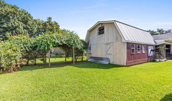 208 S Guegnon St, Abbeville, LA 70510