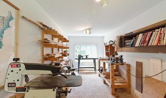 4170 Riverview Dr, Alma, MI 48801