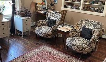 1732 BROAD St, Cranston, RI 02905
