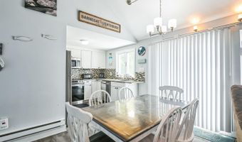 3 W 12 St, Barnegat Light, NJ 08006