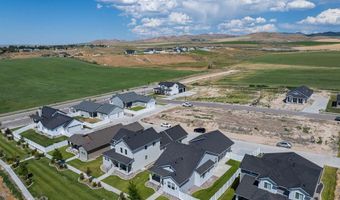 6147 Beacon Ln, Chubbuck, ID 83202