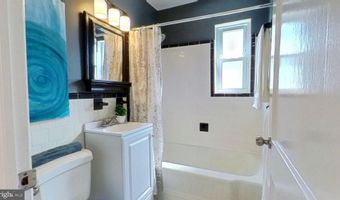 7306 WAYNE Dr, Annandale, VA 22003