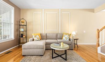 2406 GRETTER Pl, Alexandria, VA 22311