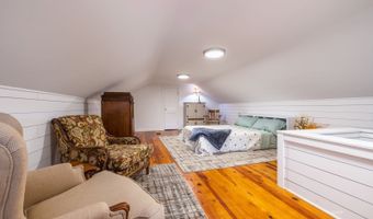 47 Sunnyside Dr, Athens, OH 45701