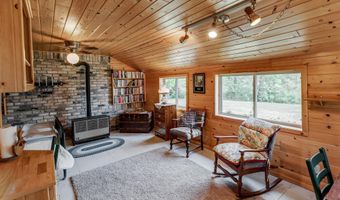1076 Rainy Lake Rd NW, Backus, MN 56435