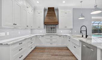 5300 CUB LAKE Dr, Apopka, FL 32703
