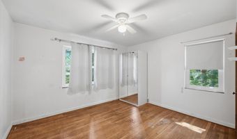 142 Center Grange Rd, Aliquippa, PA 15001