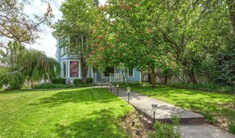 496 Beach St, Ashland, OR 97520