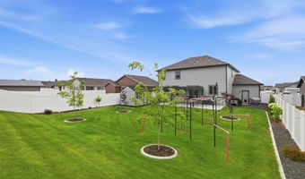 171 S Treeline St, Airway Heights, WA 99001