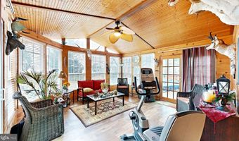 100 BROOKFIELD Dr, Dover, DE 19901