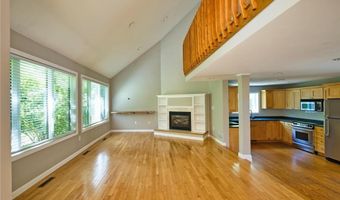 23 Fesser Ave, Bristol, RI 02809