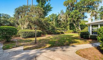 2804 Broome Ln, Beaufort, SC 29902