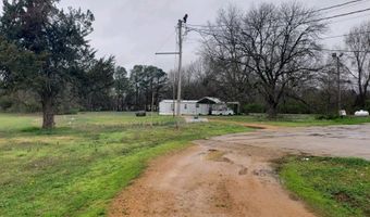 307 Panola Ave, Batesville, MS 38606