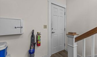 233 Pearl St, Burlington, VT 05401
