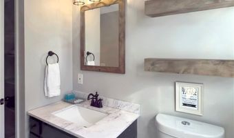 89 Narrow Ln, Charlestown, RI 02813