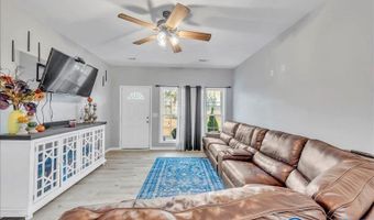 7570 Hustleville Rd, Albertville, AL 35951