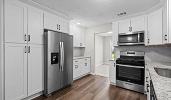 1194 Meadow Oaks Dr NW, Acworth, GA 30102